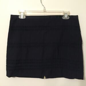 Gap eyelet navy mini skirt
